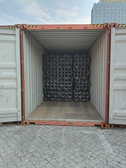 2 tétel csővezeték-anyagot szállítanak az Agamber éghajlati ellenálló többfog...